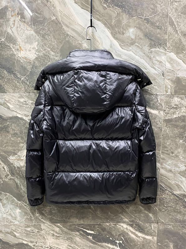 MONCLER COAT – MC122