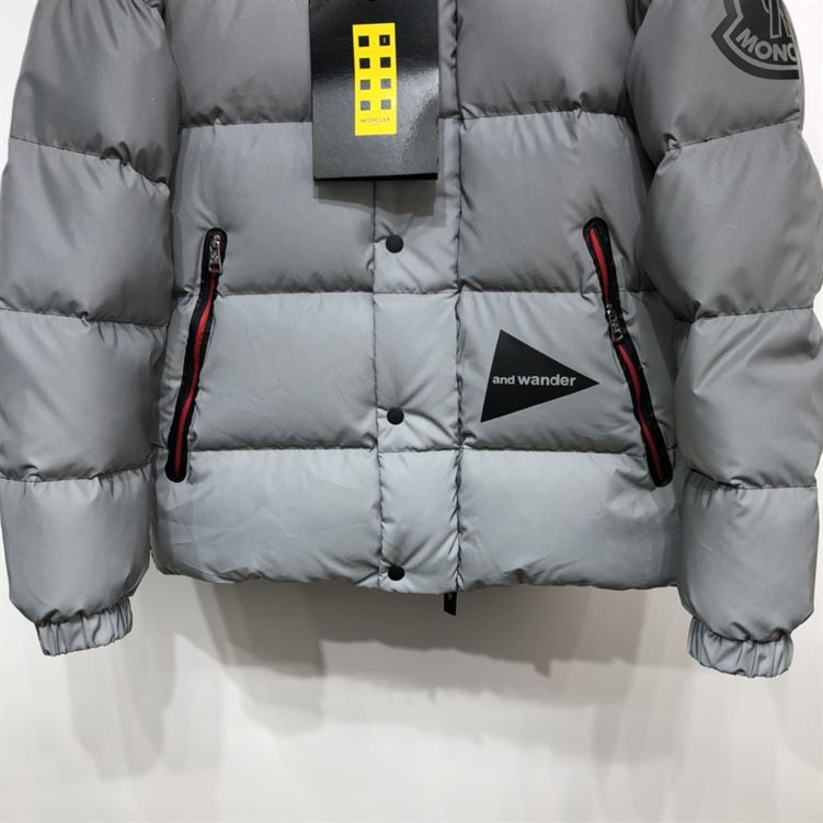 MONCLER COAT FOR MEN – MC015