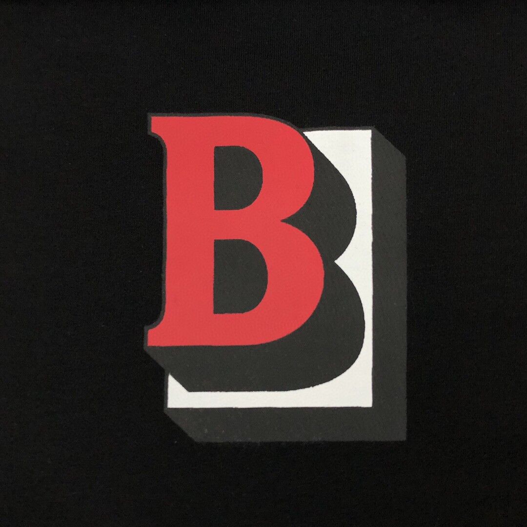 BURBERRY LETTER GRAPHIC COTTON OVERSIZED T-SHIRT – BRS018
