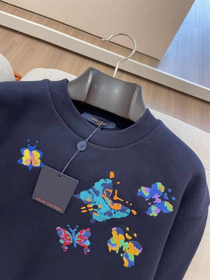 LOUIS VUITTON BUTTERFLIES CREWNECK SWEATSHIRT – LVH039