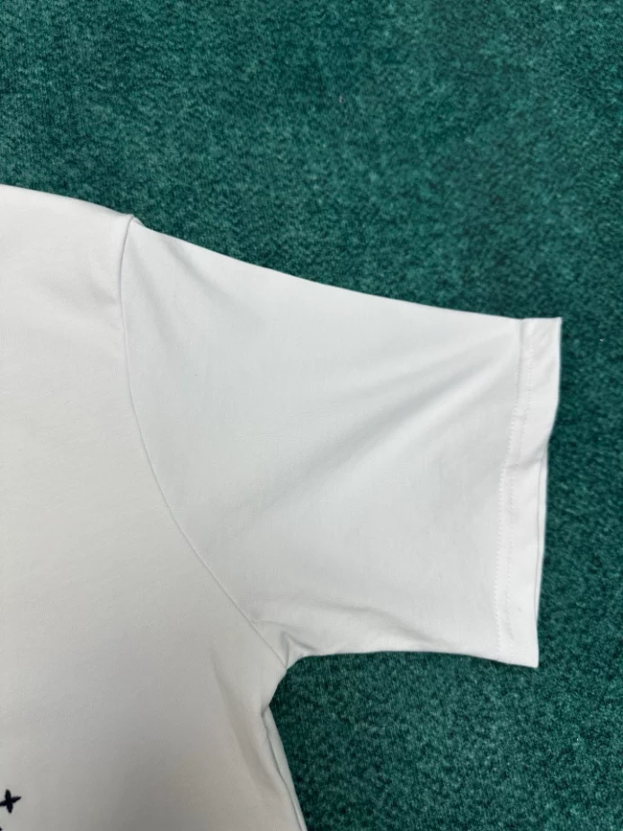 LOUIS VUITTON T-SHIRT – LVTS090