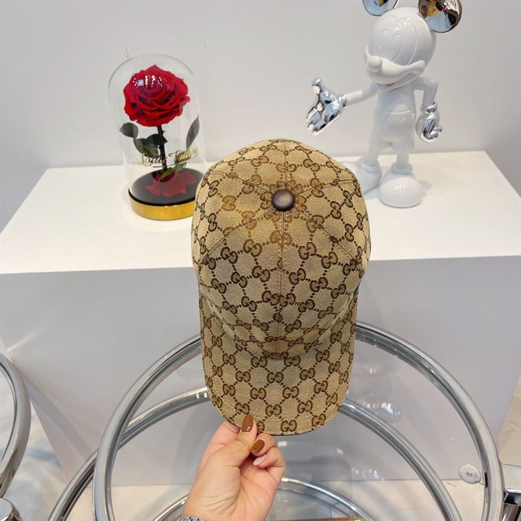 GUCCI GG CANVAS BASEBALL HAT – GH137