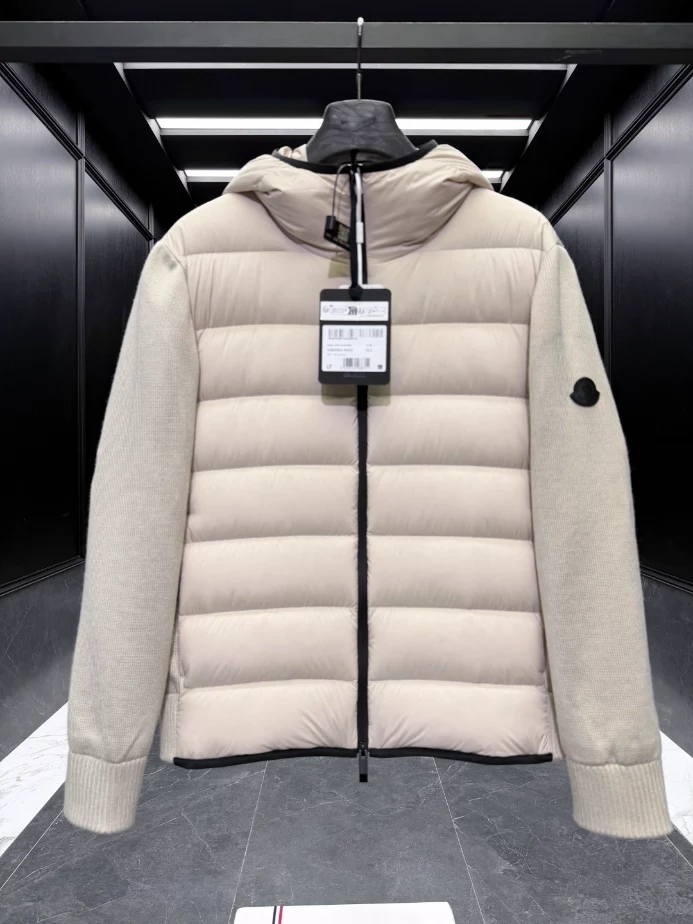 Moncler Cardigan Tricot – MC152
