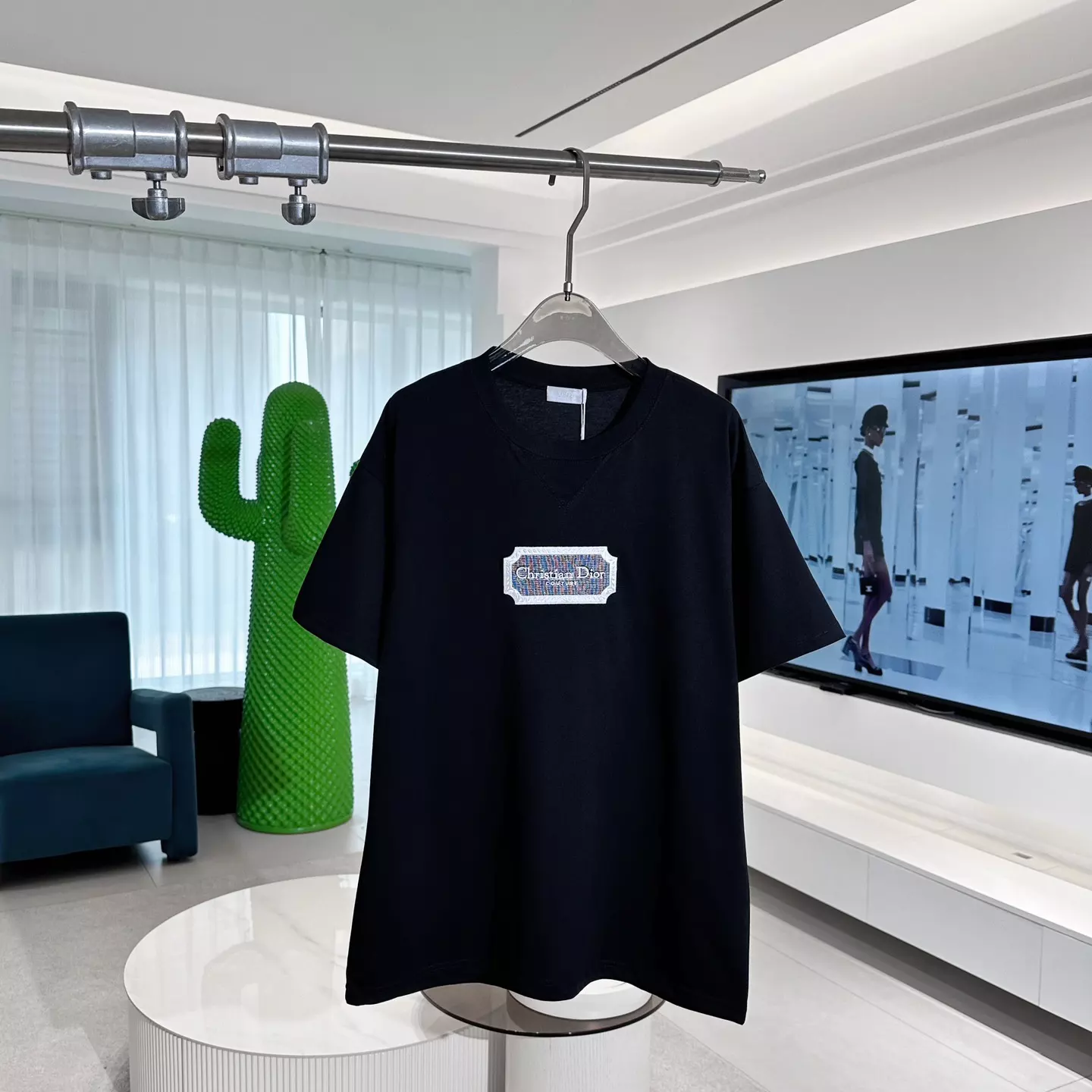 DI0R COTTON T-SHIRT IN BLACK – DOT053