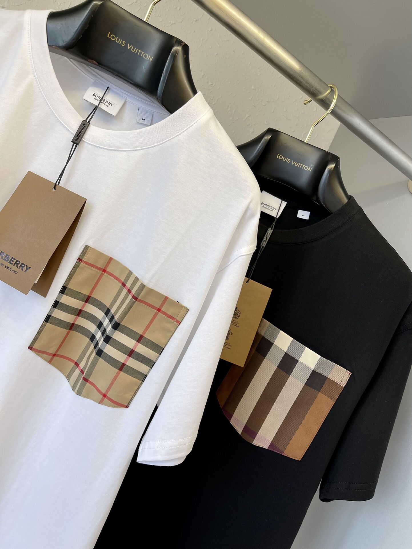 BURBERRY VINTAGE CHECK POCKET COTTON OVERSIZED T-SHIRT – BRS013