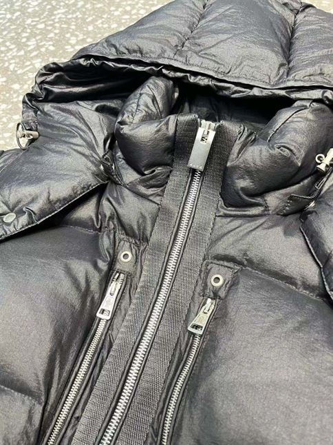 MONCLER JACKETS – MC038