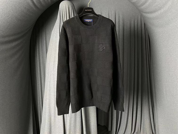 LOUIS VUITTON DAMIER STITCH CREWNECK – LVH044