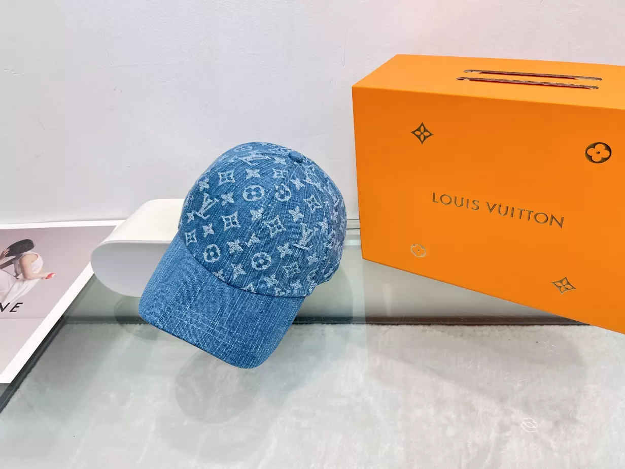 Louis Vuitton Caps – LVC031