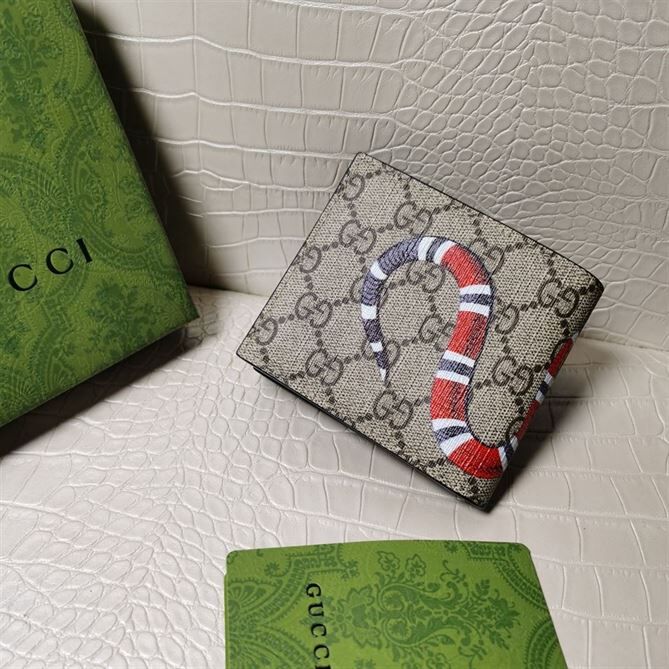 GUCCI KINGSNAKE PRINT GG SUPREME WALLET – WLG001