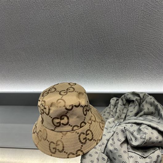 GUCCI JUMBO GG BUCKET HAT – GH053