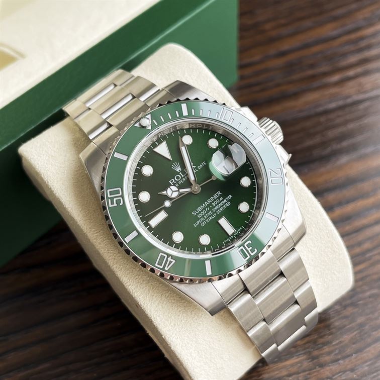 ROLEX SUBMARINER DATE – RL013