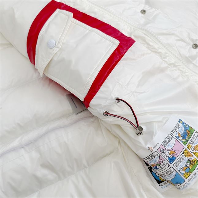 MONCLER CHIABLESE LONG PARKA JACKET IN WHITE – MC051