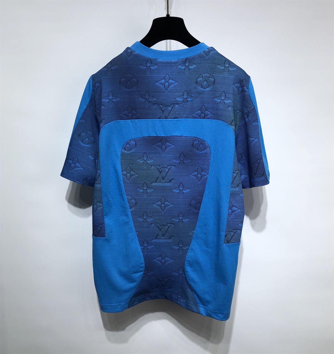 LOUIS VUITTON T-SHIRT – LVTS006