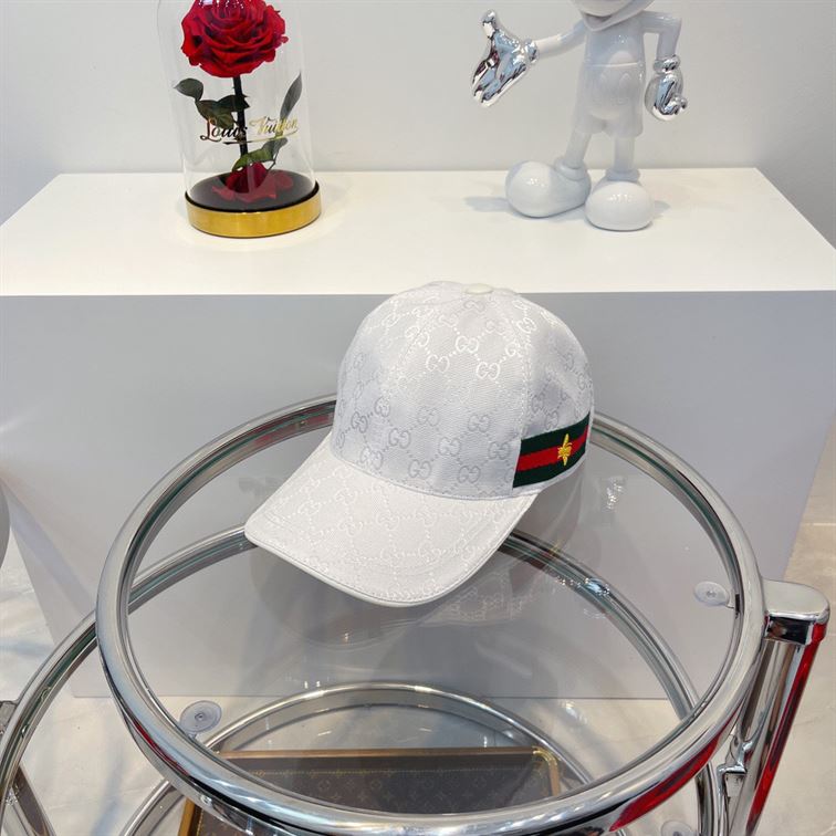 GUCCI GG CANVAS BASEBALL HAT – GH076