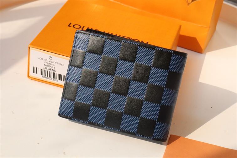 LOUIS VUITTON MULTIPLE WALLET – WLV052