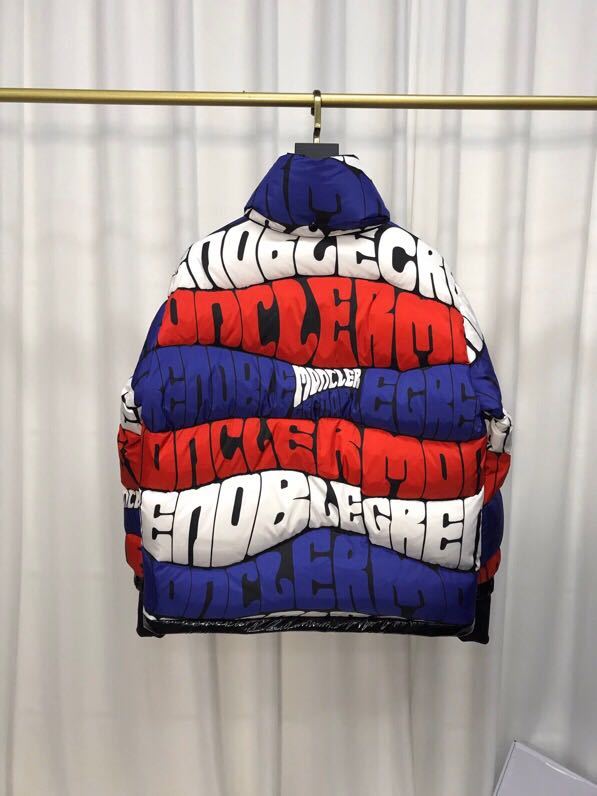 MONCLER COAT – MC124