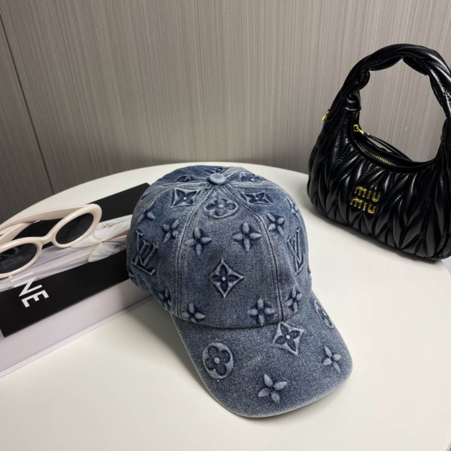 Louis Vuitton Baseball Blue Logo LV Hats – LVC009