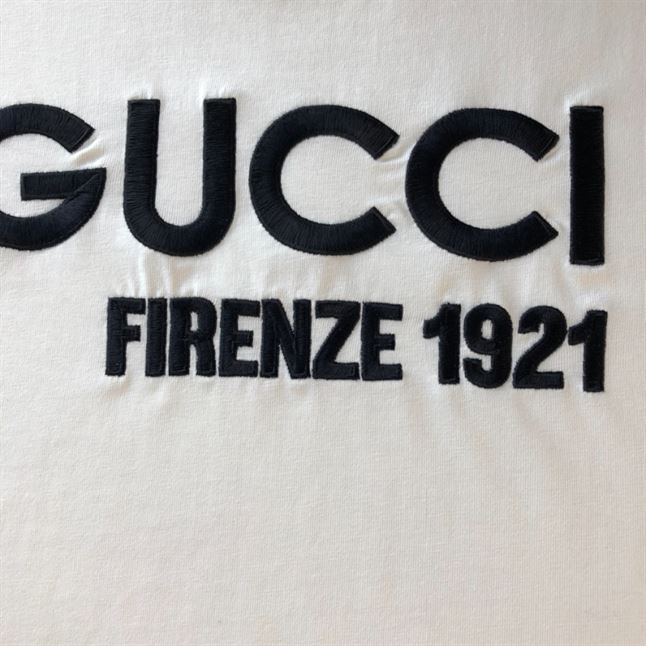 GUCCI LOGO EMBROIDERY T-SHIRT – GGS058