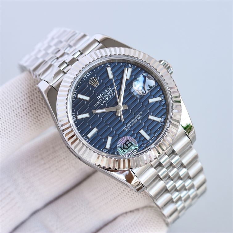 ROLEX OYSTER PERPETUAL DATEJUST – RL015