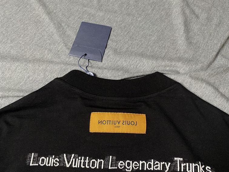 LOUIS VUITTON LEGENDARY TRUNKS T-SHIRT – LVTS053