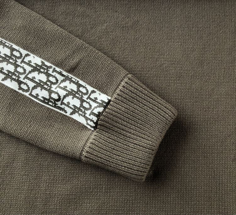 DIOR SWEATER WITH DIOR OBLIQUE INSERTS – DOS019