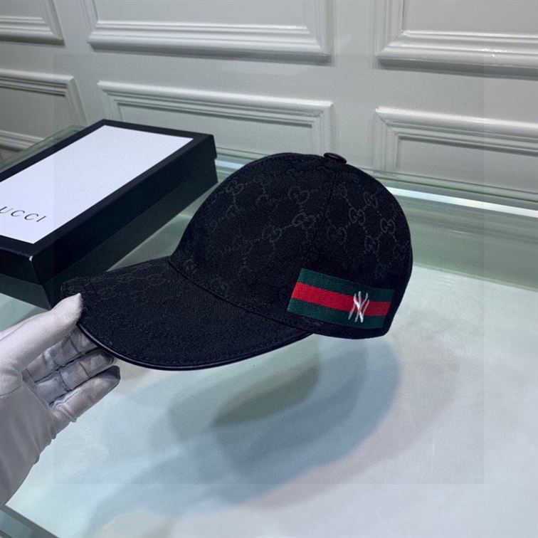 GUCCI GG CANVAS BASEBALL HAT – GH134
