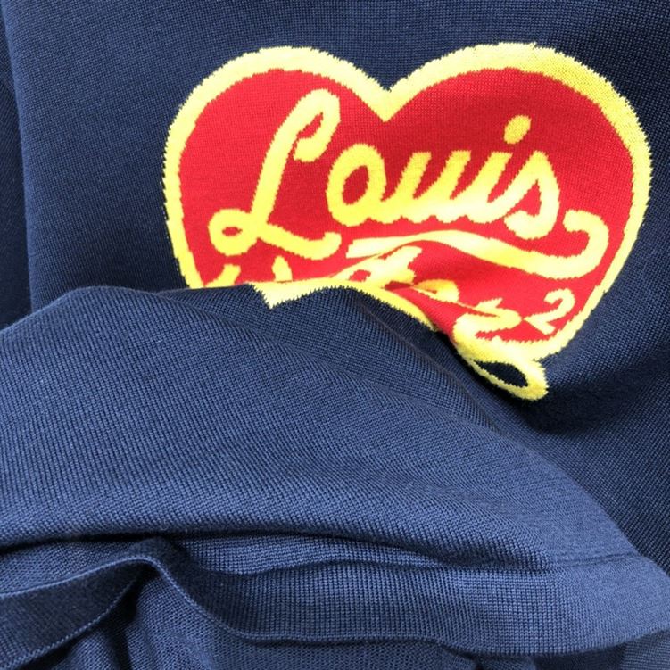 LOUIS VUITTON X NIGO INTARSIA JACQUARD HEART CREWNECK – LVTS049