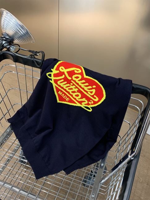 LOUIS VUITTON X NIGO HEART LOGO SWEATERS – LH061