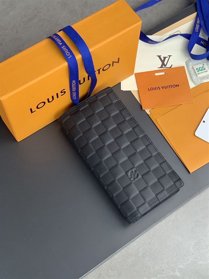 LOUIS VUITTON ZIPPY WALLET VERTICAL DAMIER – WLV022