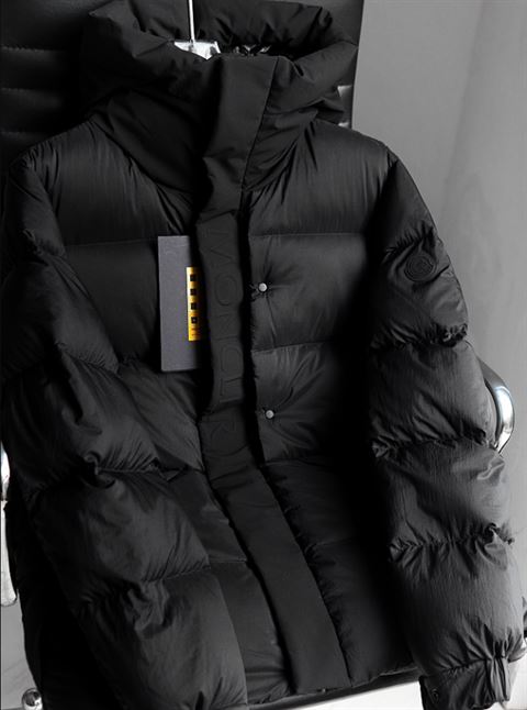 MONCLER JACKETS – MC074