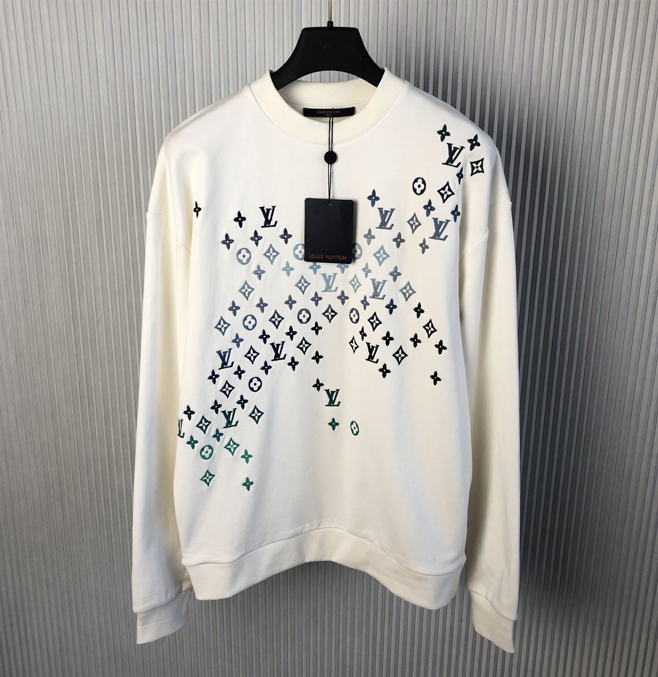 LOUIS VUITTON EMBROIDERED COTTON SWEATSHIRT MILK WHITE – LH065