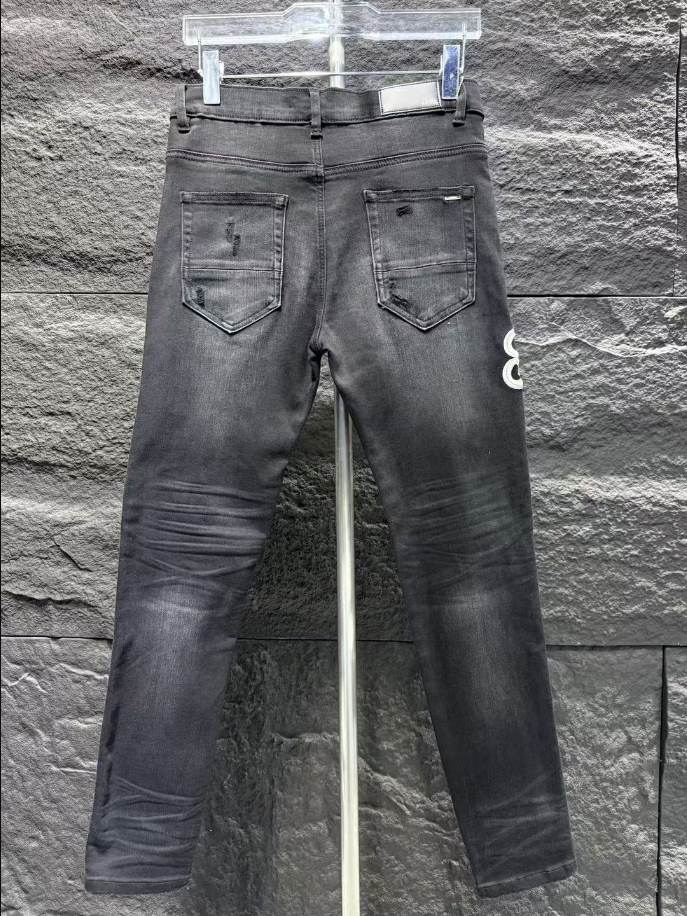 Amiri Ripp Black Embroider Jeans – AMIJ023