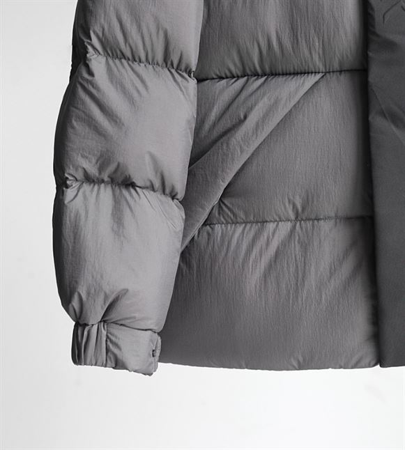 MONCLER JACKETS – MC075