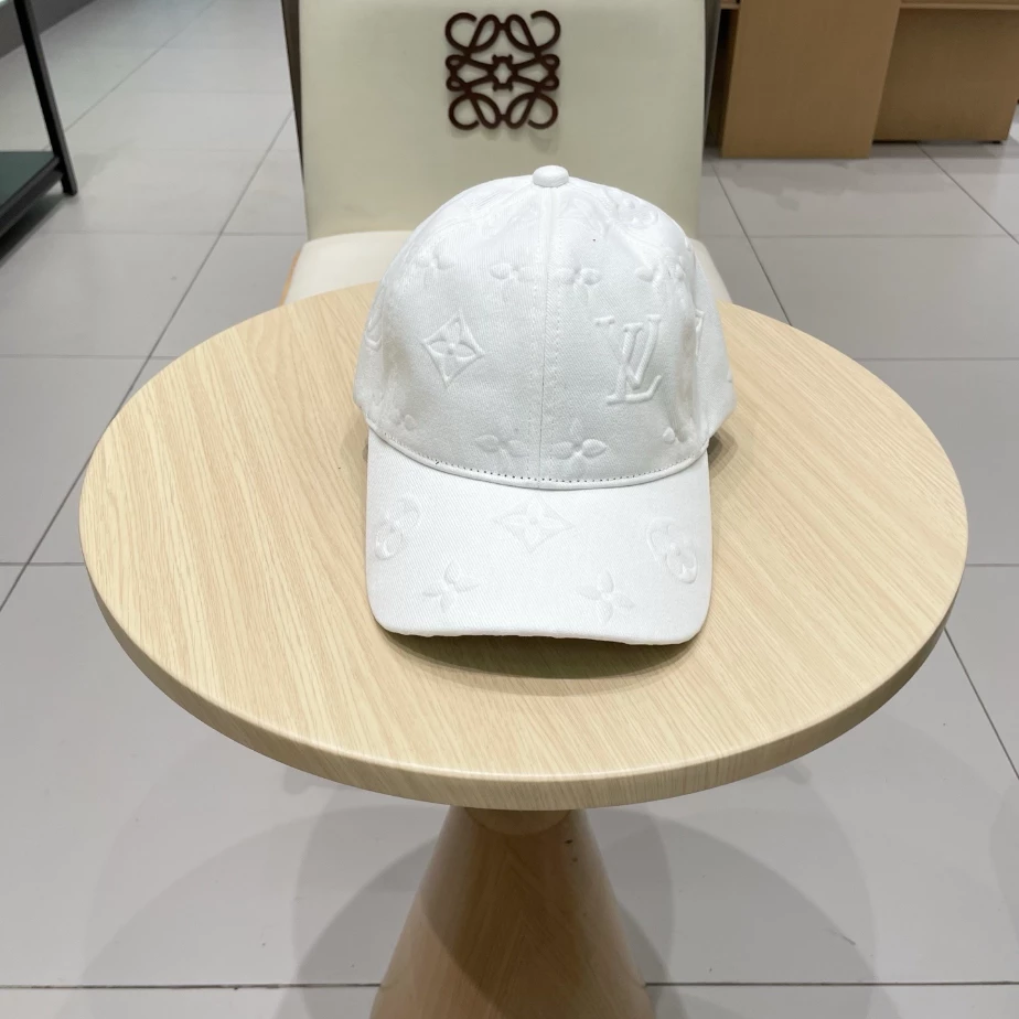 Louis Vuitton Caps – LVC027