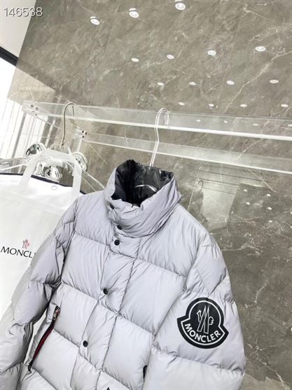 MONCLER COAT – MC115