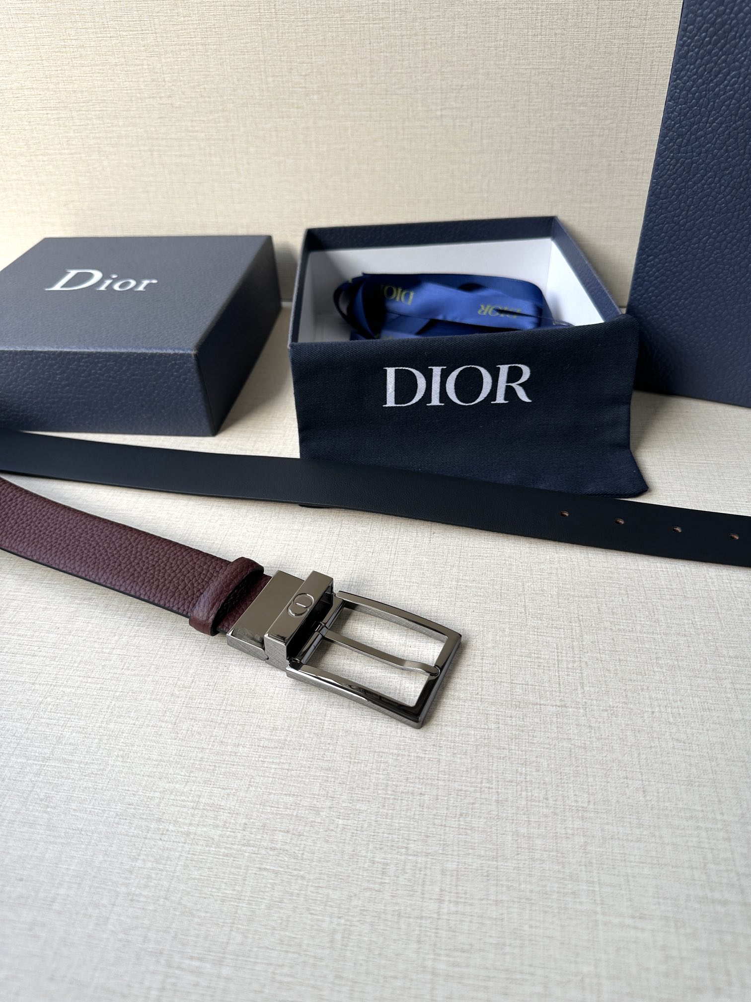 REVERSIBLE SMOOTH CALFSKIN BELT  – DB015