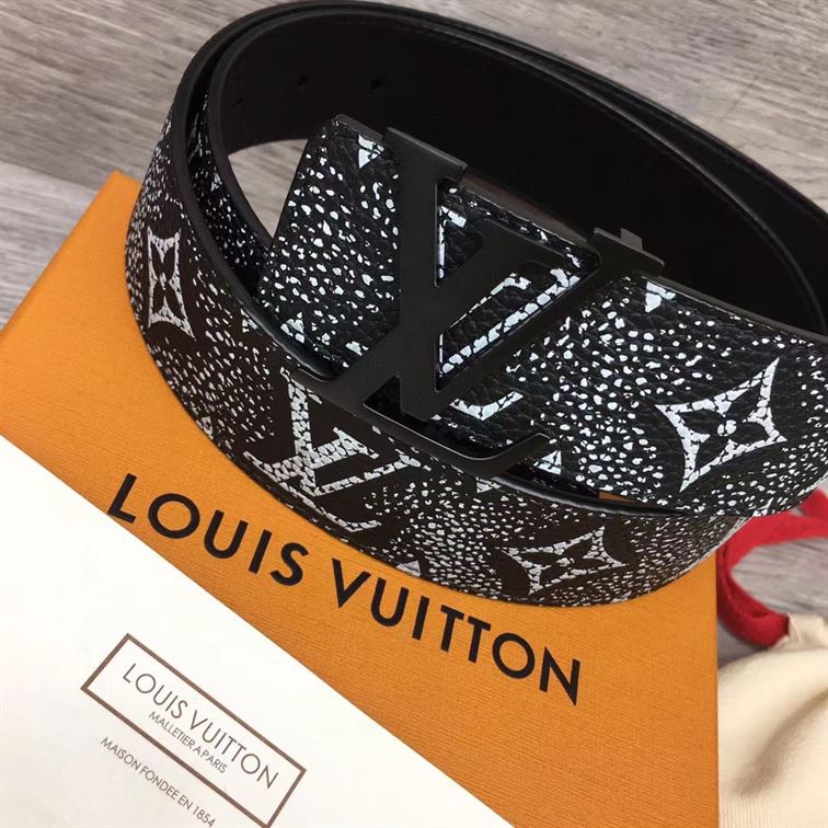 LOUIS VUITTON BELT – LBE035