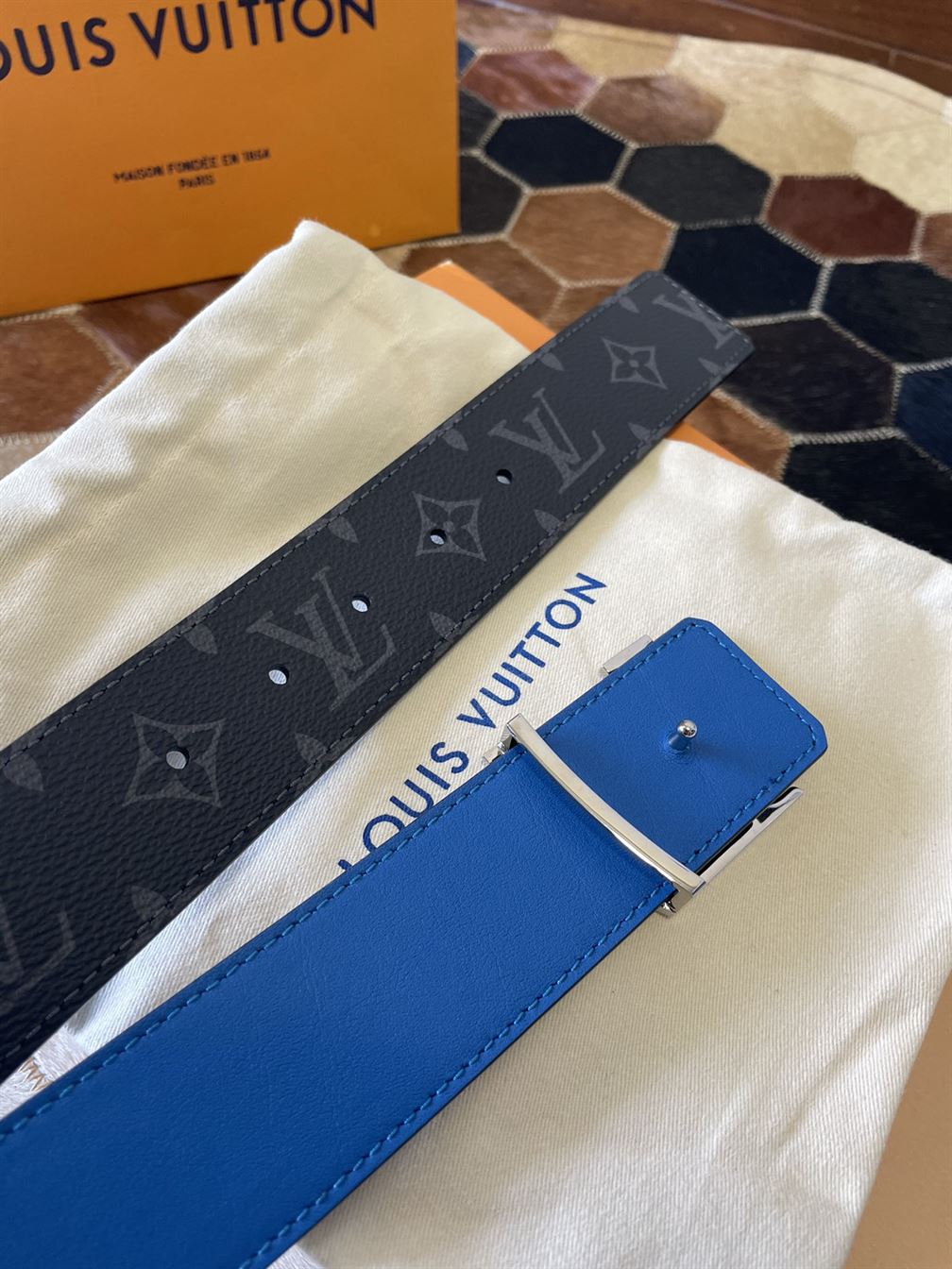 LV INITIALS 40MM REVERSIBLE BELT – LBE011
