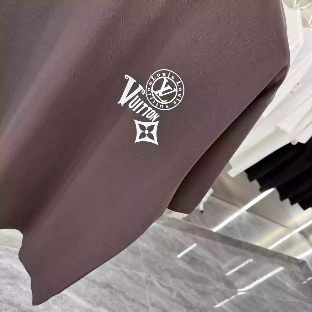 Louis Vuitton Brown Short Sleeve Shirt – LVTS086