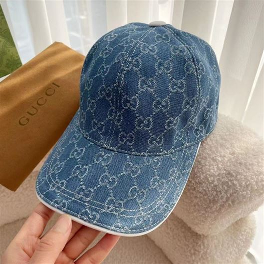 GUCCI GG CANVAS BASEBALL HAT – GH026