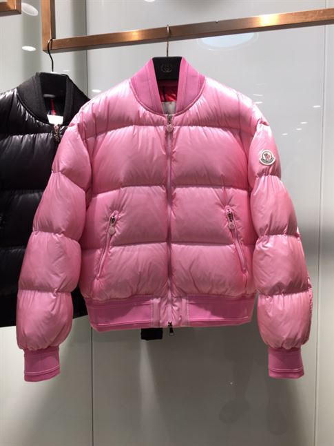MONCLER PUFFER MERLAT BOMBER JACKET – MC034