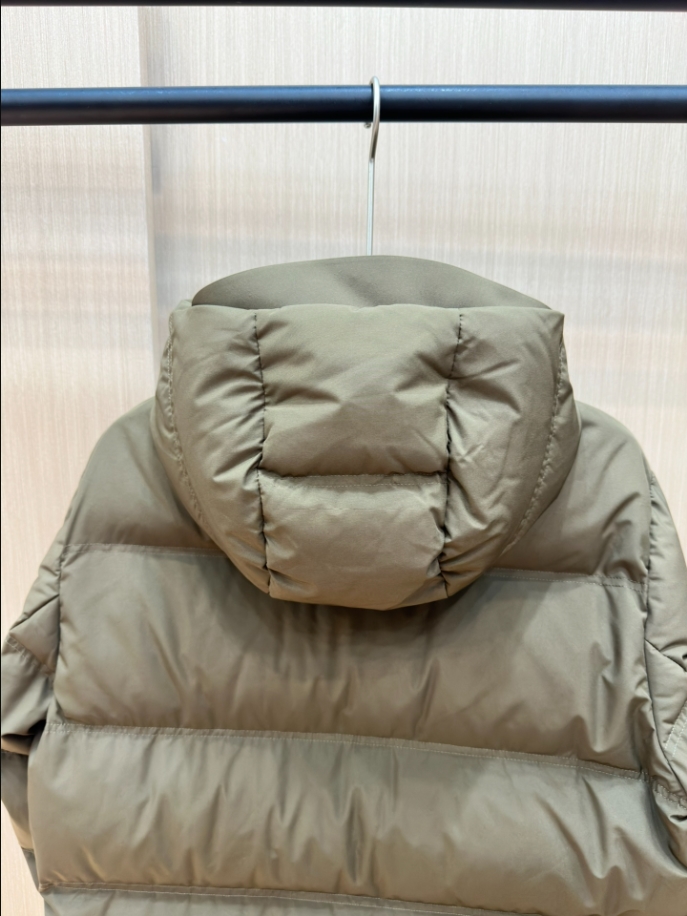 MONCLER Puff Grey Hooded Coat – MC143