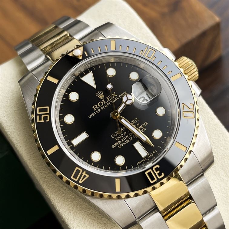 ROLEX SUBMARINER DATE GOLD – RL011