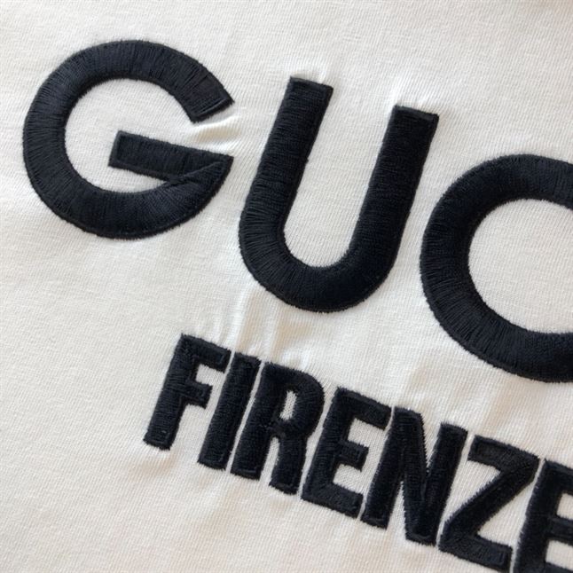 GUCCI LOGO EMBROIDERY T-SHIRT – GGS058