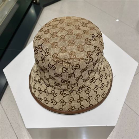 GUCCI GG CANVAS BUCKET HAT – GH038