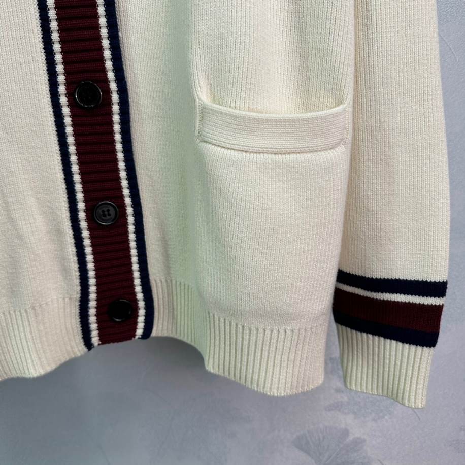 GUCCI White Wool V-neck Knitwear – GCK059