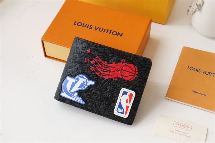 LOUIS VUITTON LVXNBA MULTIPLE WALLET – WLV007