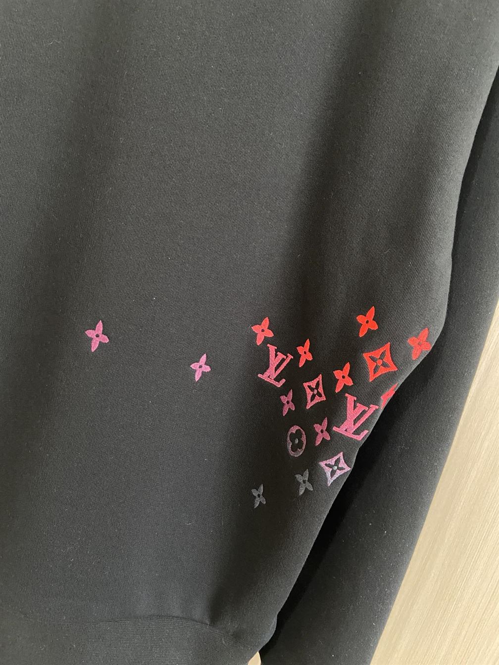 LOUIS VUITTON EMBROIDERED COTTON SWEATSHIRT BLACK – LH066