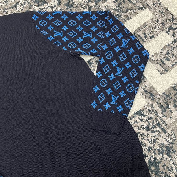 LOUIS VUITTON MONOGRAM MIX CASHMERE CREWNECK – LVH035