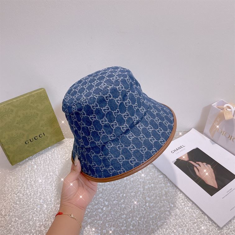 GUCCI GG CANVAS BUCKET HAT – GH040